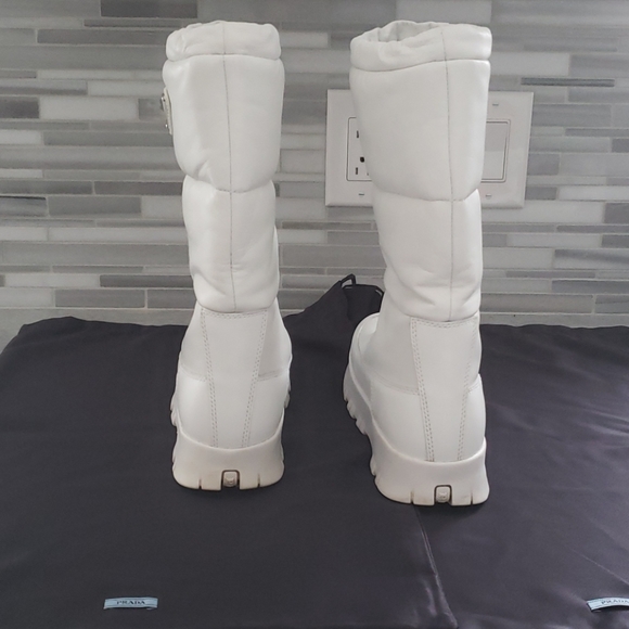 Prada winter boots collection 2020, worn once - Picture 2 of 9